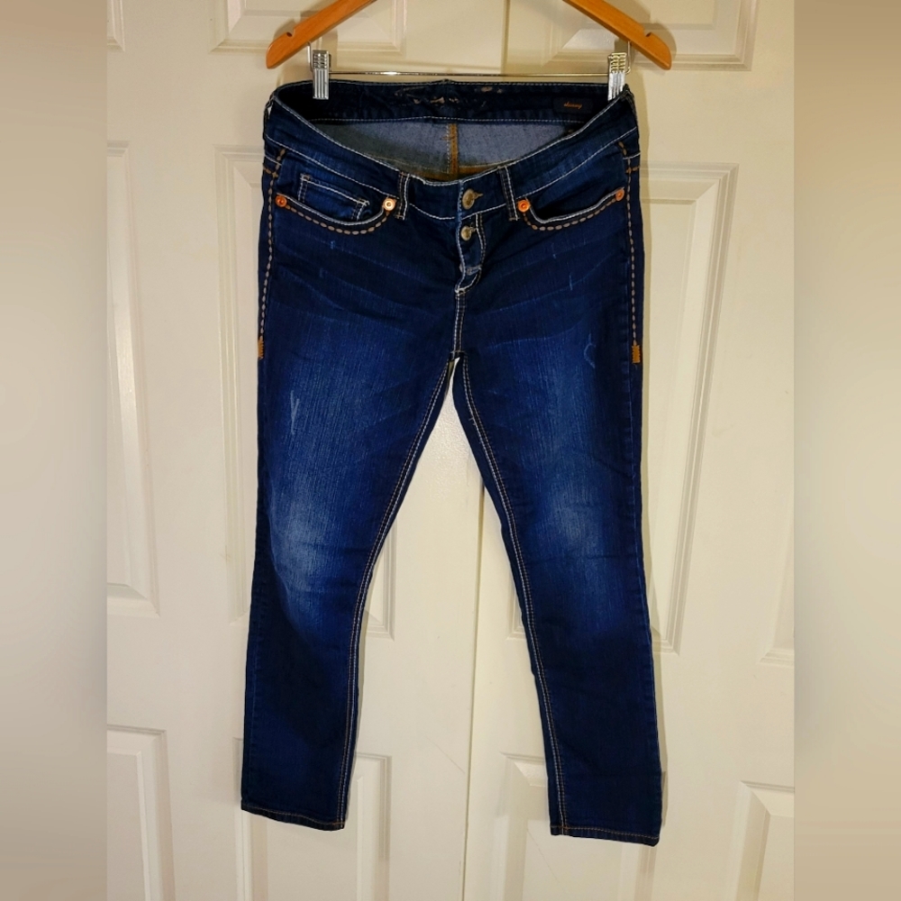 7 For All Mankind Dark Wash Skinny Jeans (Size 29)